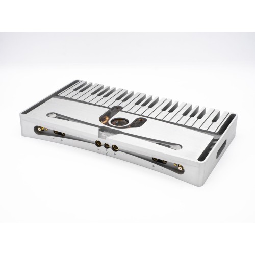 QUARTORIGO OPUS I – 2-JŲ KANALŲ GARSO STPRINTUVAS