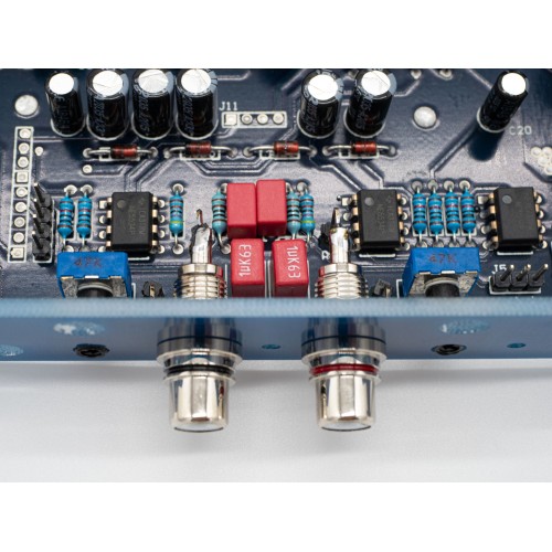 QUARTORIGO PRECISION TWO 2-JŲ KANALŲ GARSO STIPRINTUVAS