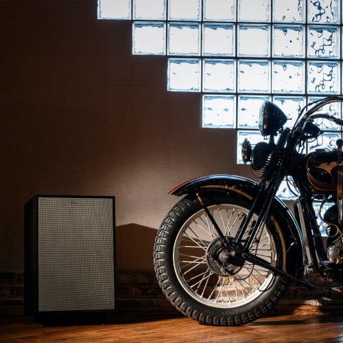 KLIPSCH HERESY IV FLOORSTANDING SPEAKER DISTRESSED OAK