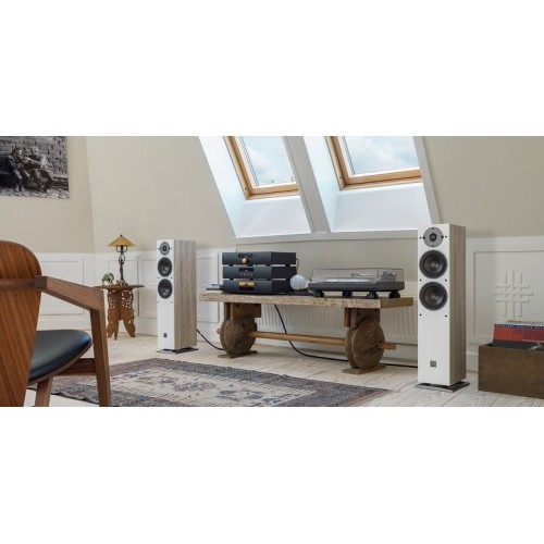 DALI OBERON 5 GRINDINĖ GARSO KOLONĖLĖ 39 - 26 000HZ 150W KAINA UŽ 1 VNT. 
