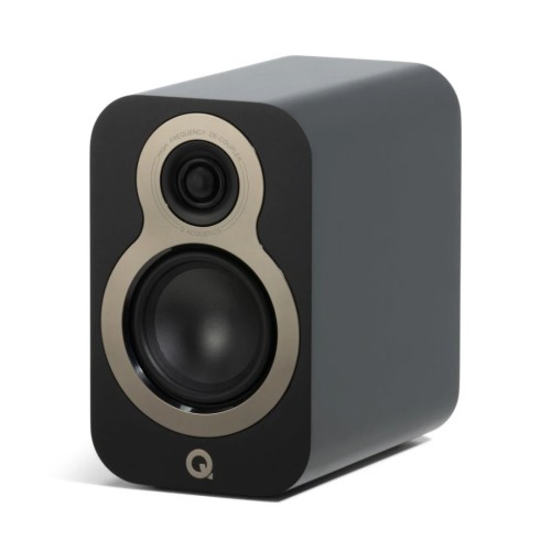 Q ACOUSTICS 3010C – KOMPAKTIŠKA LENTYNINĖ KOLONĖLĖ. GALIA (REKOMENDUOJAMA STIPRINTUVUI): 15 – 80 W, JAUTRUMAS (SENSITIVITY): 85 DB @ 2,83 V / 1 M. KAINA UŽ 2VNT. 