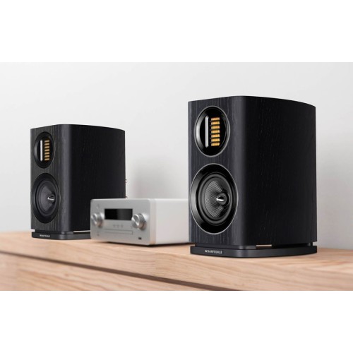 WHARFEDALE EVO 4.1 DVIEJŲ JUOSTŲ LENTYNINĖS KOLONĖLĖS DAŽNIŲ JUOSTA 64HZ ~ 22KHZ,  REKOMENDUOJAMA STIPRINTUVO GALIA 25-100W KAINA UŽ 2VNT. 