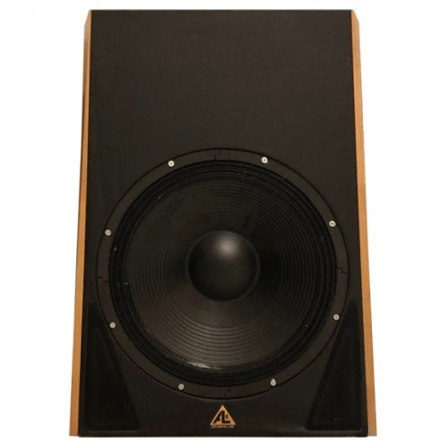 ATLANTIS LAB SUBAT54 – AUKŠTOS KLASĖS AKTYVI 54 CM (21 COLIO) ŽEMŲ DAŽNIŲ KOLONĘLĘ, SKIRTA AUKŠČIAUSIOS KLASĖS GARSO SISTEMOMS. GALIA: 500 W RMS  JAUTRUMAS: 97 DB / 1 W / 1 M 