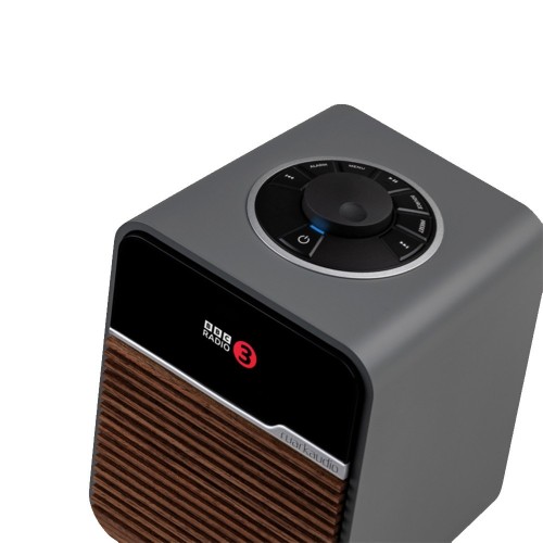 RUARK R1S IŠMANUSIS RADIJAS VEIKIMO LAIKAS: 12 VAL, ĮKROVOS LAIKAS: 5 VAL, A-B  KLASĖS STIPRINTUVAS, SPOTIFY CONNECT*, DEEZER IR AMAZON MUSIC PALAIKYMAS 