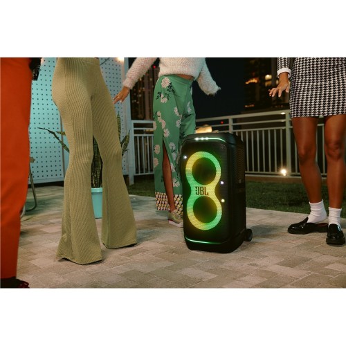 JBL PARTYBOX 320 NEŠIOJAMA BELAIDĖ BLUETOOTH GARSO SISTEMA GROJIMO LAIKAS IKI 18 VAL, GALIA 240W IPX4 ATSPARUMO VANDENIUI STANDARTAS ŠVIESOS EFEKTAI IR MIKROFONO VALDYMAS 