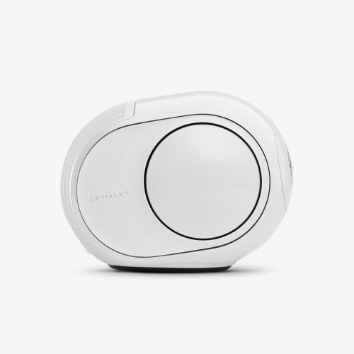 DEVIALET PHANTOM II HOTEL MODE – TAI KOMPAKTIŠKA, TAČIAU GALINGA BELAIDĖ GARSO KOLONĖLĖ, DAŽNIŲ DIAPAZONAS: 18 HZ – 21 KHZ. GALIA: 400 W RMS 