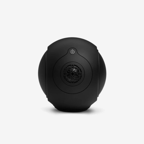 DEVIALET PHANTOM II HOTEL MODE – TAI KOMPAKTIŠKA, TAČIAU GALINGA BELAIDĖ GARSO KOLONĖLĖ, DAŽNIŲ DIAPAZONAS: 18 HZ – 21 KHZ. GALIA: 400 W RMS 