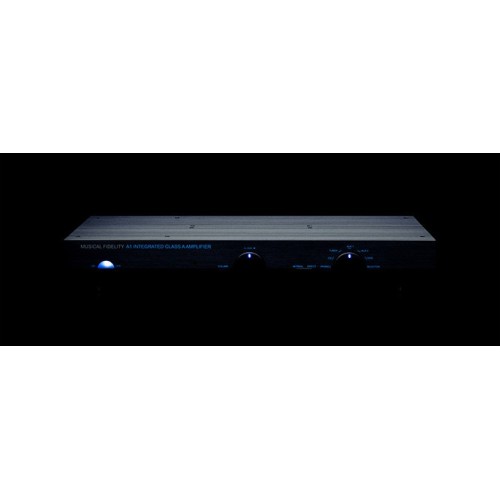 MUSICAL FIDELITY A1 INTEGRUOTAS A KLASĖS STEREO STIPRINTUVAS 2 X 25 W RMS (8OHM) DAŽNIŲ JUOSTA: 10HZ TO 40 KHZ (+ 0, –1DB) 