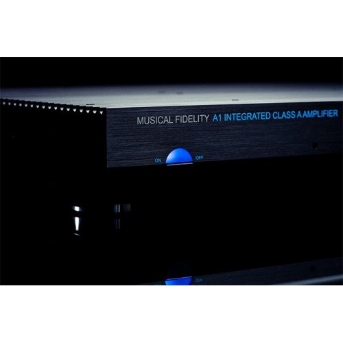 MUSICAL FIDELITY A1 INTEGRUOTAS A KLASĖS STEREO STIPRINTUVAS 2 X 25 W RMS (8OHM) DAŽNIŲ JUOSTA: 10HZ TO 40 KHZ (+ 0, –1DB) 
