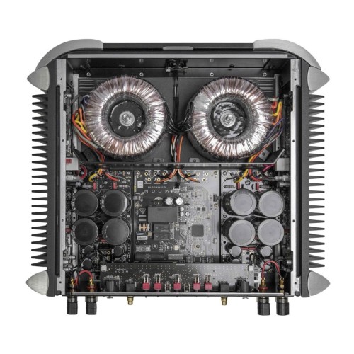 MOON 761 AUKŠTOS KLASĖS 2 KANALŲ GALIOS STIPRINTUVAS. GALIA: 2X400 W  