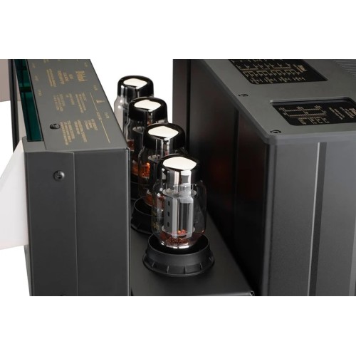 MCINTOSH MC451 – AUKŠTOS KLASĖS MONO STIPRINTUVAS, KURIS SUJUNGIA LEMPINĘ IR TRANZISTORINĘ TECHNOLOGIJAS. GALIA:  LEMPINĖ SEKCIJA: 150 W PRIE 2, 4 ARBA 8 OMŲ APKROVOS.  TRANZISTORINĖ SEKCIJA: 300 W PRIE 2, 4 ARBA 8 OMŲ APKROVOS.. 