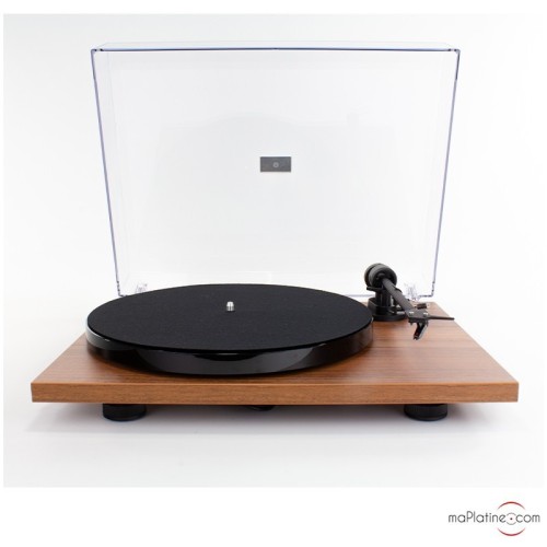 PRO-JECT E1 PATEFONAS GREITIS: 33, 45 APS/MIN, ELEKTRONINIS GREIČIO KEITIKLIS, DIRŽINĖ PAVARA 
