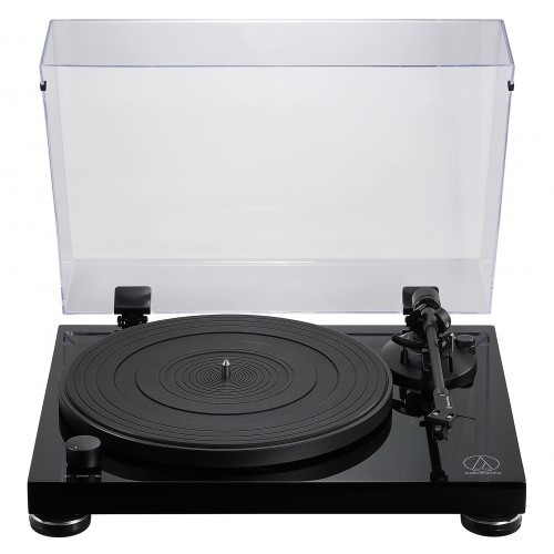 AUDIO-TECHNICA AT-LPW50PB MECHANINIS PATEFONAS DIRŽINĖ PAVARA, GREIČIAI 33-1/3 IR 45 APS/MIN, S/N DAŽNIS > 60 DB 