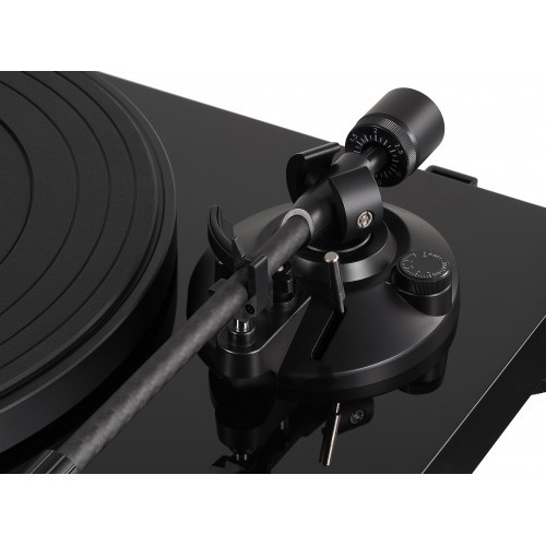 AUDIO-TECHNICA AT-LPW50PB MECHANINIS PATEFONAS DIRŽINĖ PAVARA, GREIČIAI 33-1/3 IR 45 APS/MIN, S/N DAŽNIS > 60 DB 