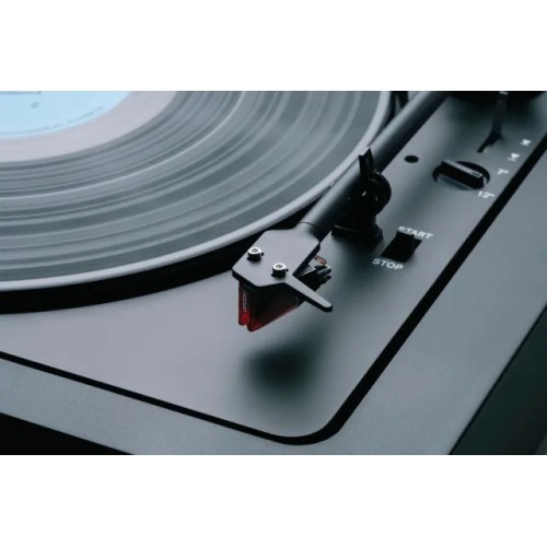 PRO-JECT AUTOMAT A2 – AUKŠTOS KLASĖS VISIŠKAI AUTOMATINIS VINILO GROTUVAS/PATEFONAS. PAVARA: DIRŽINĖ (BELT-DRIVE), VISIŠKAI AUTOMATINĖ. PLOKŠTELĖS GREIČIAI: 33 1/3, 45 IR 78 APS./MIN. 