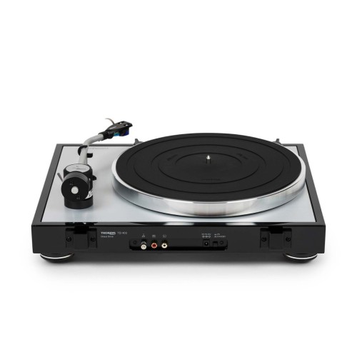 ​THORENS TD 403 DD - AUKŠTOS KLASĖS, RANKINIU BŪDU VALDOMAS PATEFONAS SU TIESIOGINE PAVARA. PAVAROS TIPAS: TIESIOGINĖ PAVARA,  VARIKLIS: 24 V DC VARIKLIS 