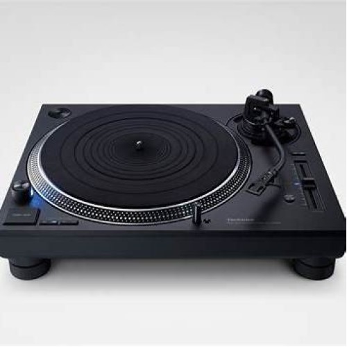TECHNICS SL-1210GR2 - AUKŠTOS KLASĖS TIESIOGINĖS PAVAROS PATEFONAS, SUKIMOSI GREIČIAI: 33 1/3, 45 IR 78 APS./MIN.  GREITAVEIKOS REGULIAVIMAS:  ±8 %, ±16 %  