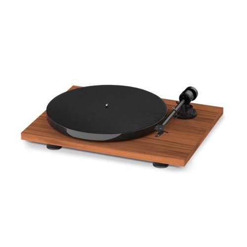 PRO-JECT X8 PATEFONAS GALIMI GREIČIAI: 33/45 APS/MIN, ELEKTRONINIS GREIČIO KEITIKLIS, REGULIUOJAMAS AUKŠTIS IR TPE AMORTIZACIJA 