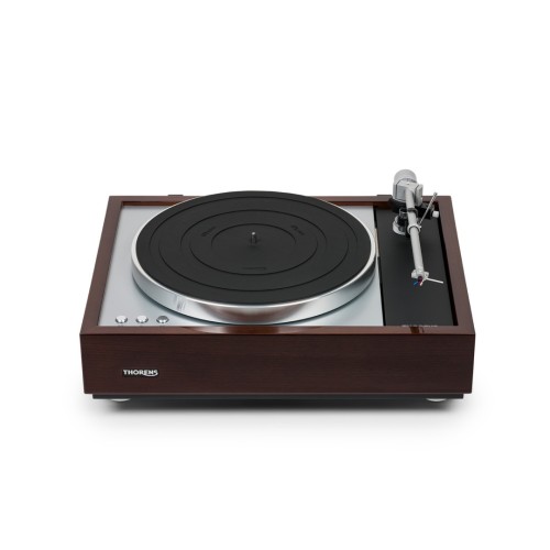 ​THORENS TD 1600 - AUKŠTOS KOKYBĖS ANALOGINIS PATEFONAS. PAVAROS TIPAS: DIRŽINĖ PAVARA SU ELEKTRONINIU VALDYMU IR STABILIZUOTU AC SINCHRONINIU VARIKLIU. GREIČIAI: 33 1/3 IR 45 APS./MIN., ELEKTRONINIS PASIRINKIMAS. 