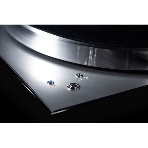 PRO-JECT ORTOFON CENTURY PATEFONAS ELEKTRINIAI GREIČIO KEITIMO VARIANTAI 33, 45 APS/MIN IR MECHANINIS GREIČIO KEITIMAS 78 APS/MIN, VAROMAS DIRŽINĖS PAVAROS PRINCIPU 