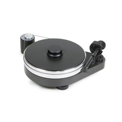 PRO-JECT RPM 9 CARBON PATEFONAS GALIMI GREIČIO VARIANTAI 33, 45 APS/MIN SU ELEKTRONINIU GREIČIŲ KEITIKLIU, DIRŽINĖ PAVARA 