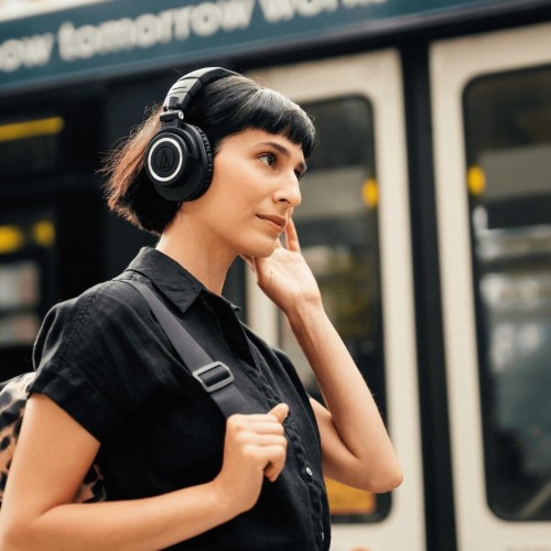 AUDIO-TECHNICA ATH-M50XBT2 BELAIDĖS OVER-EAR TIPO AUSINĖS VEIKIMO LAIKAS IKI 50 VAL. ĮKROVOS LAIKAS IKI 3,5 VAL. DAŽNIŲ JUOSTA 15 - 28,000 HZ, JAUTRUMAS  99 DB/MW, BLUETOOTH PALAIKYMAS 