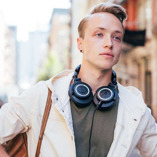 AUDIO TECHNICA ATH-M50X PROFESIONALIOS MONITORINĖS ON-EAR TIPO LAIDINĖS AUSINĖS DAŽNIŲ JUOSTA: 15 - 28,000 HZ, JAUTRUMAS 99 DB. VARŽA 38 OMAI 