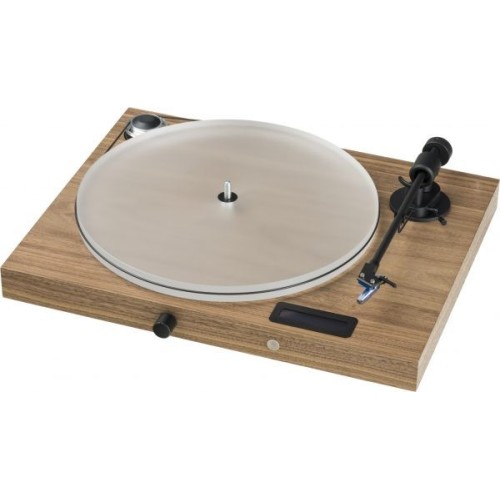 KOMPLEKTAS PRO-JECT JUKE BOX S2 PATEFONAS BEI PRO-JECT SPEAKER BOX 5 S2 2-JŲ JUOSTŲ MONITORINĖ KOLONĖLĖ 