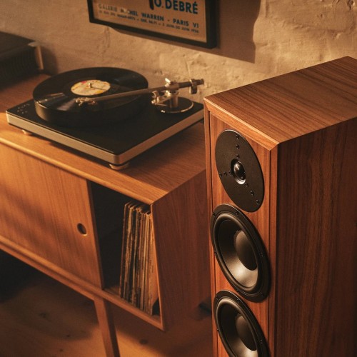 DYNAUDIO CONTOUR LEGACY, GRINDINĖS GARSO KOLONĖLĖS DYNAUDIO CONTOUR LEGACY, GRINDINĖS GARSO KOLONĖLĖS