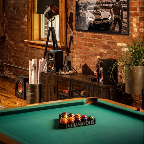 KLIPSCH R-41PM AKTYVIOS LENTYNINĖS GARSO KOLONĖLĖS
