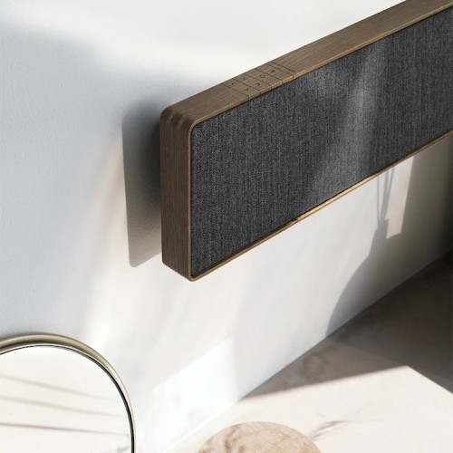 BANG & OLUFSEN BEOSOUND STAGE, DOLBY ATMOS SOUNDBARAS (ĮVAIRIŲ SPALVŲ) BANG & OLUFSEN BEOSOUND STAGE, DOLBY ATMOS SOUNDBARAS (ĮVAIRIŲ SPALVŲ)