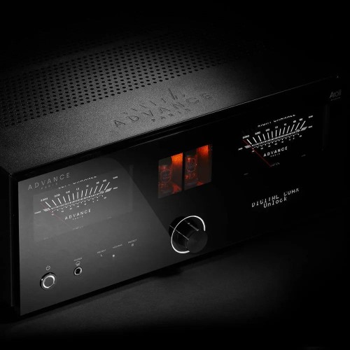 ADVANCE PARIS A10 APEX, INTEGRUOTAS STEREO STIPRINTUVAS SU DAC ADVANCE PARIS A10 APEX, INTEGRUOTAS STEREO STIPRINTUVAS SU DAC
