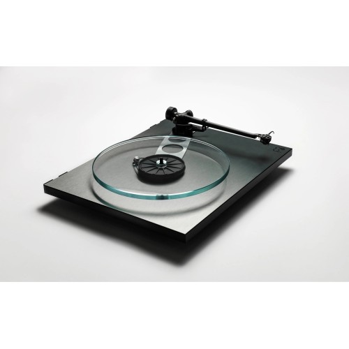 REGA PLANAR 3 RS, PATEFONAS SU IŠORINIU MAITINIMO ŠALTINIU