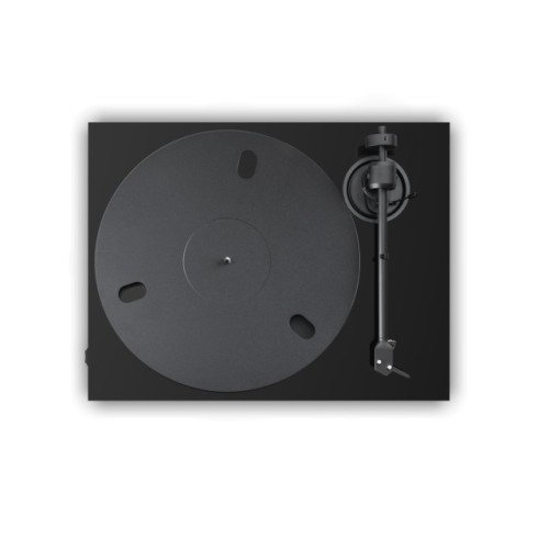 PRO-JECT E1.2, PATEFONAS SU PICK IT MM E GALVUTE IR ALIUMINIO DISKU