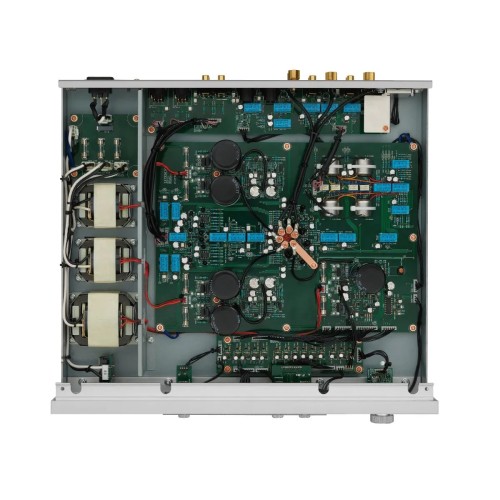 LUXMAN E-07, AUKŠTOS KLASĖS PHONO KOREKTORIUS LUXMAN E-07, AUKŠTOS KLASĖS PHONO KOREKTORIUS