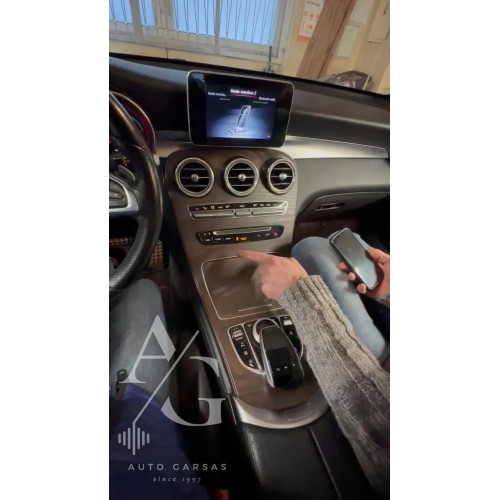MB GLC CARPLAY