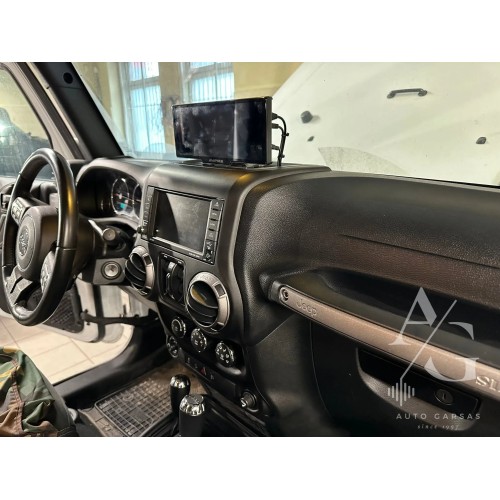 WRANGLER, GALINĖ VAIZDO KAMERA + CARPLAY EKRANAS WRANGLER, GALINĖ VAIZDO KAMERA + CARPLAY EKRANAS
