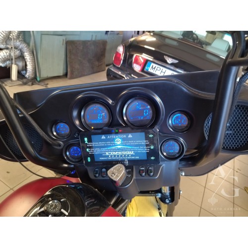 HARLEY DAVIDSON STREET GLIDE, GARSO APARATŪRA