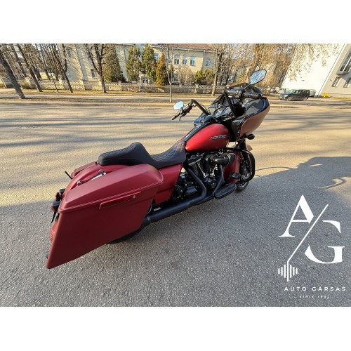 HARLEY DAVIDSON, PATOBULINTA GARSO APARATŪRA